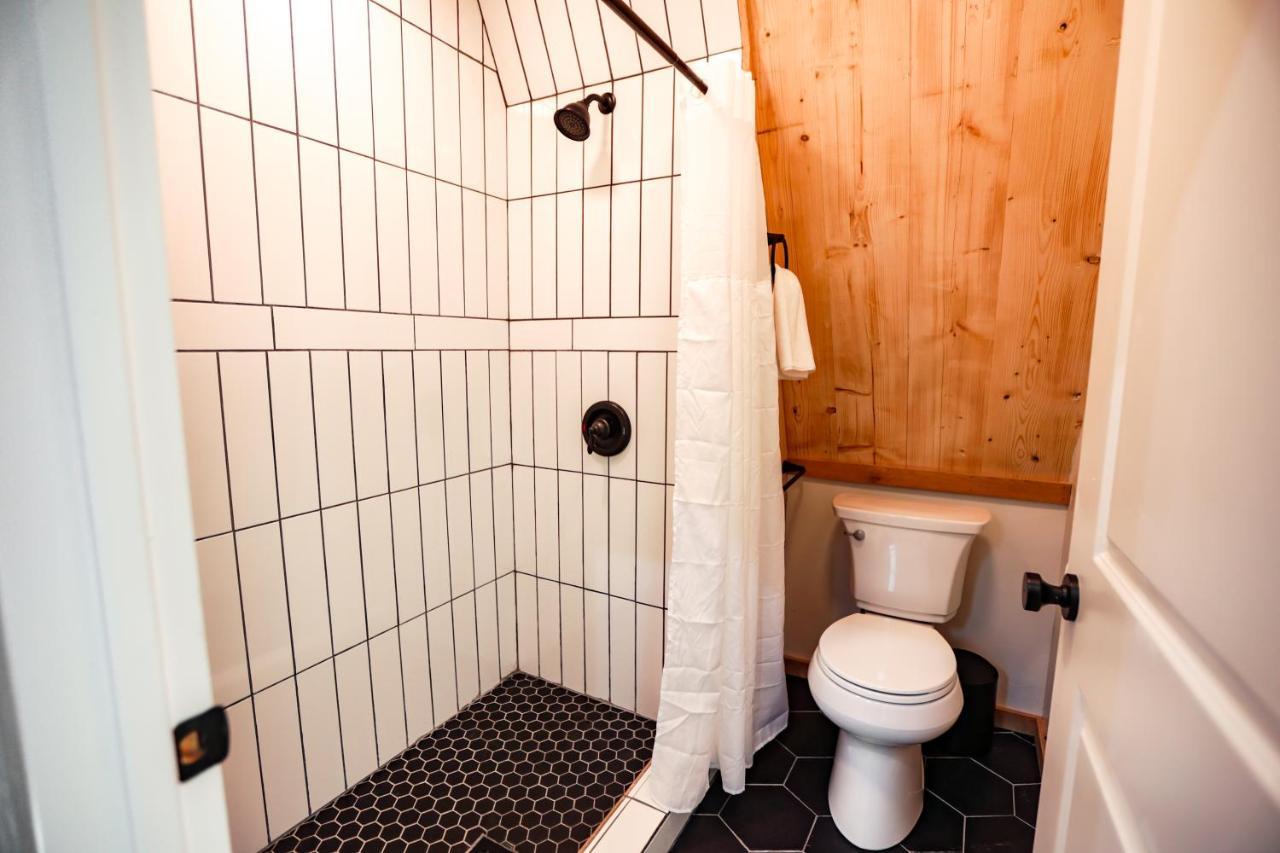 Finger Lakes Treehouse Sodus ภายนอก รูปภาพ